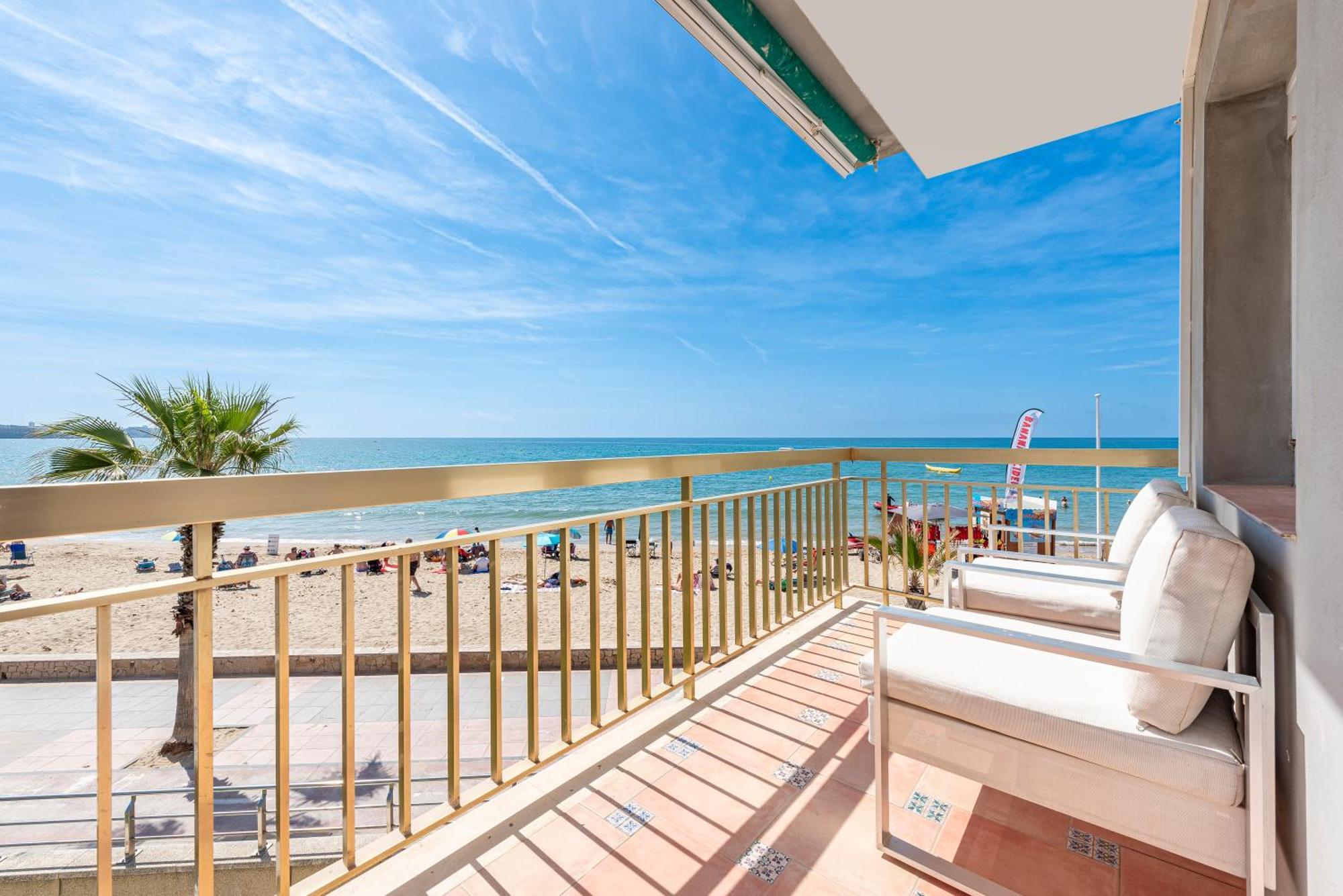 Apartamento Frente Al Mar Cambrils Exteriör bild
