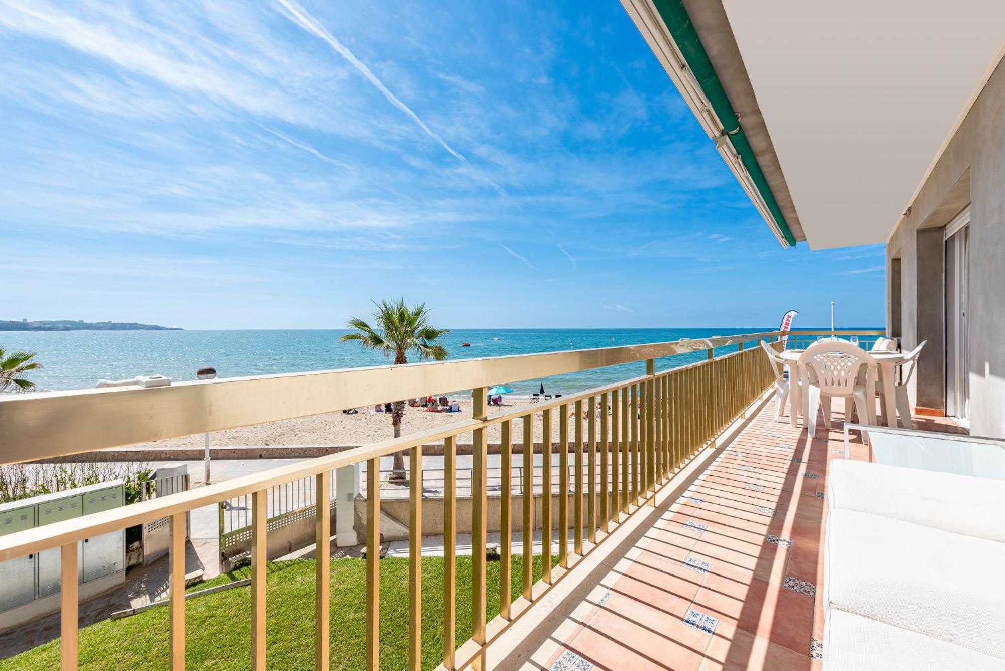 Apartamento Frente Al Mar Cambrils Exteriör bild