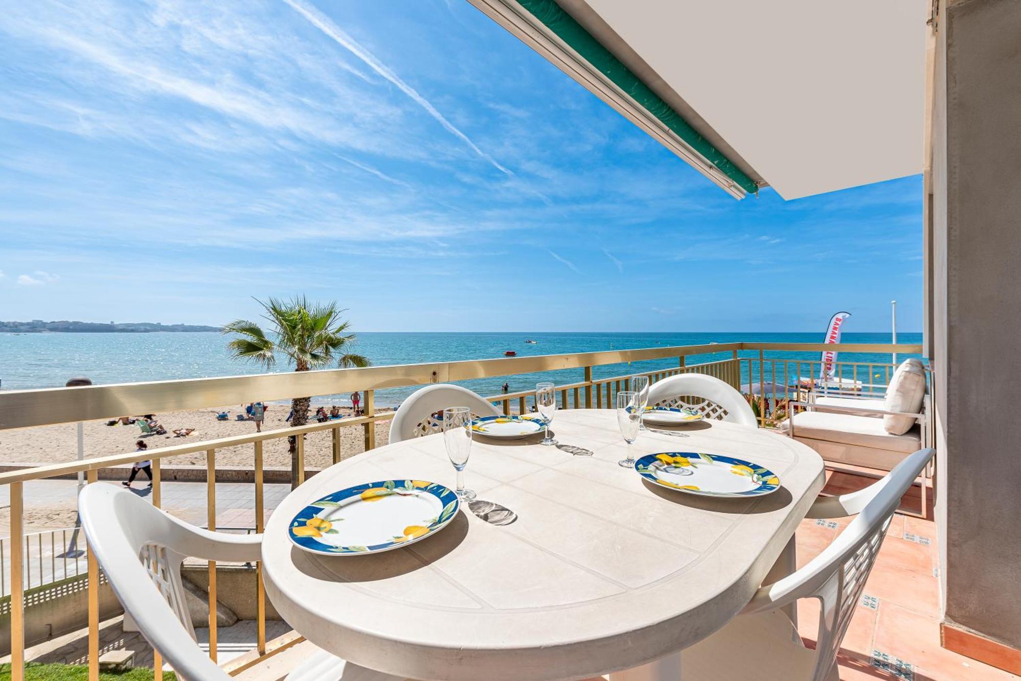 Apartamento Frente Al Mar Cambrils Exteriör bild